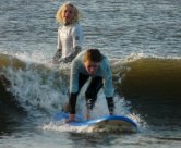 Hot Zone verzorgd op het strand van Wijk aan Zee; bedrijfsuitjes, evenementen, activiteiten, feesten,  vrijgezellenfeesten van golfsurfen tot blokarten.